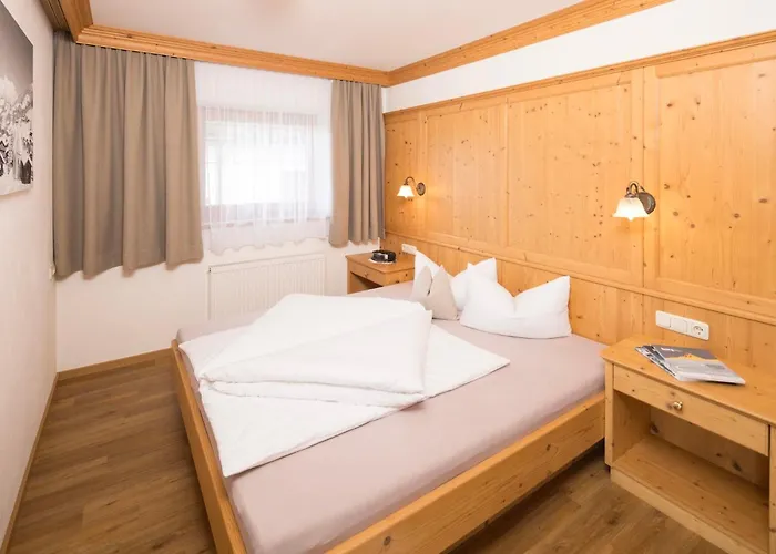 Moaeben אלפבאך